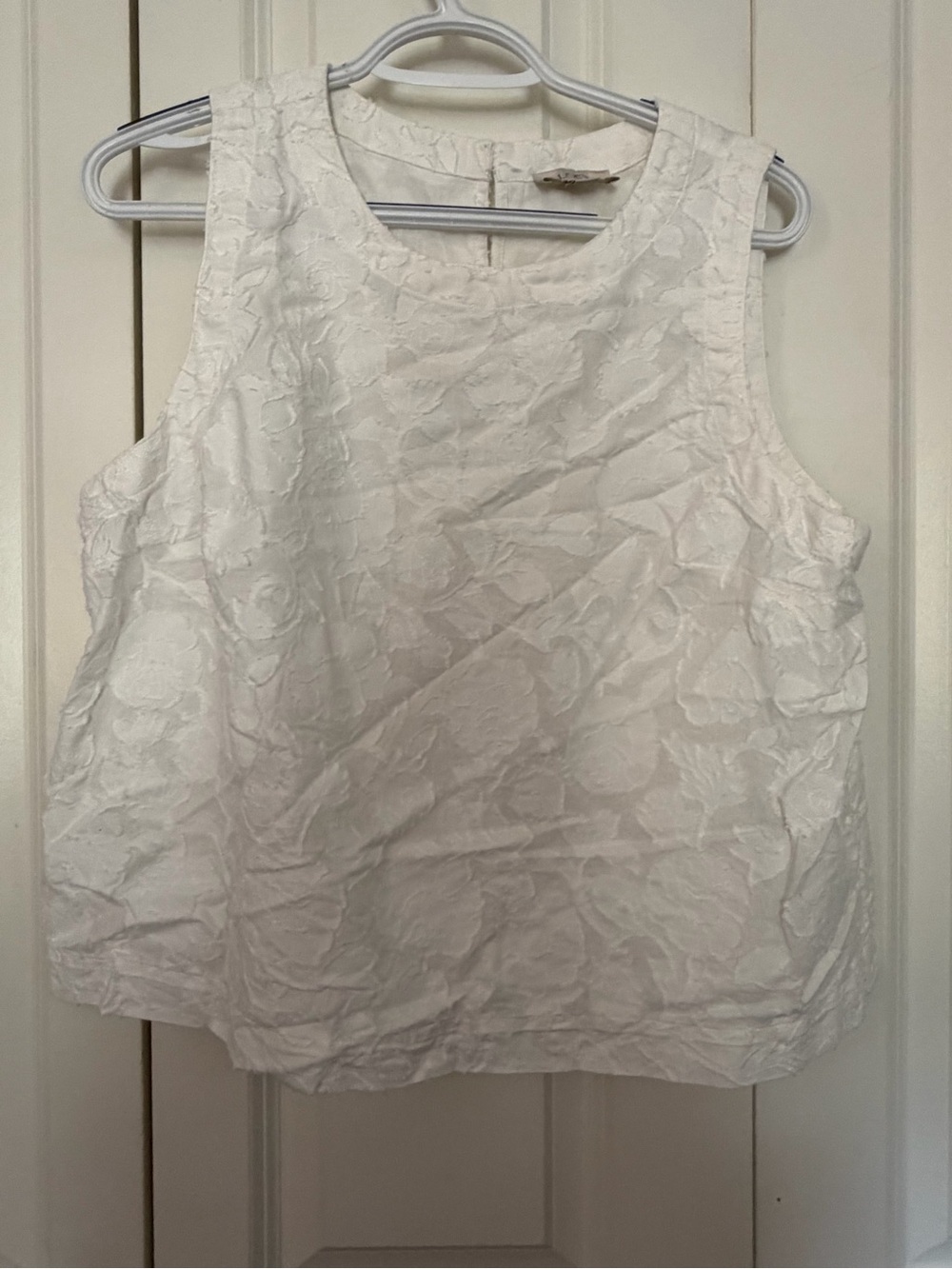 LOFT White Textured Floral Sleeveless Tank